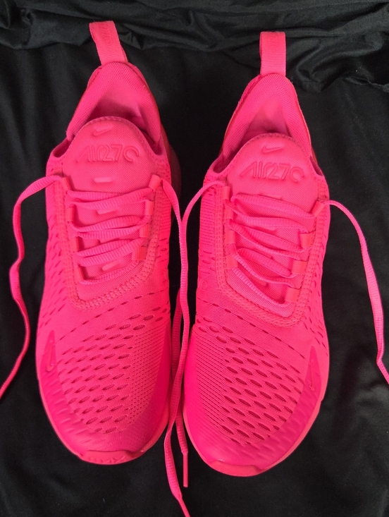 Nike Shoes - Nike Women's Air Max 270 in Vibrant Pink